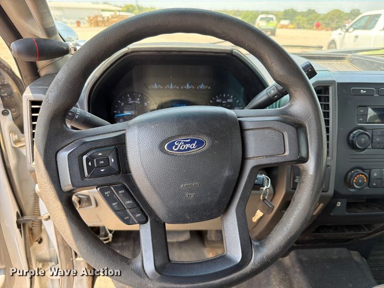 image for item FK5037 2019 Ford F250 Super Duty Ext. Cab utility bed pickup truck