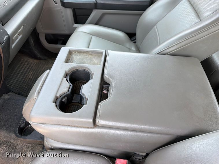 image for item FK5037 2019 Ford F250 Super Duty Ext. Cab utility bed pickup truck