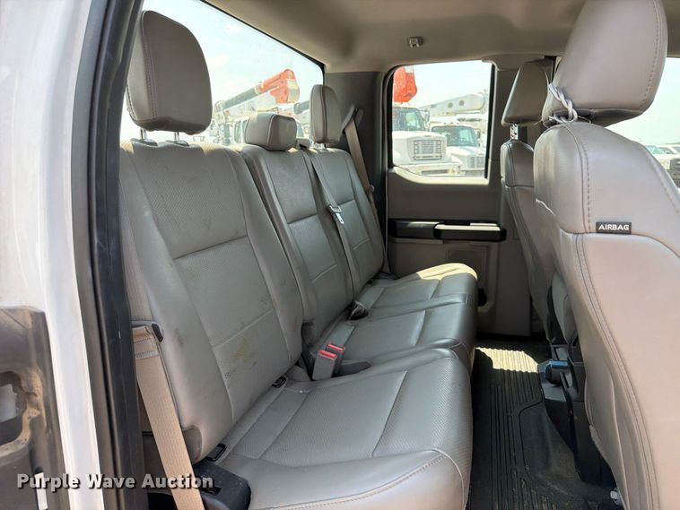 image for item FK5037 2019 Ford F250 Super Duty Ext. Cab utility bed pickup truck