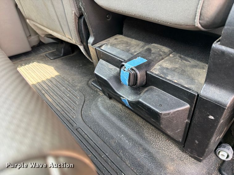 image for item FK5037 2019 Ford F250 Super Duty Ext. Cab utility bed pickup truck
