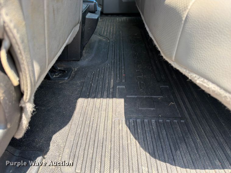 image for item FK5037 2019 Ford F250 Super Duty Ext. Cab utility bed pickup truck