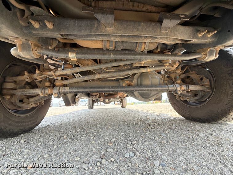 image for item FK5037 2019 Ford F250 Super Duty Ext. Cab utility bed pickup truck