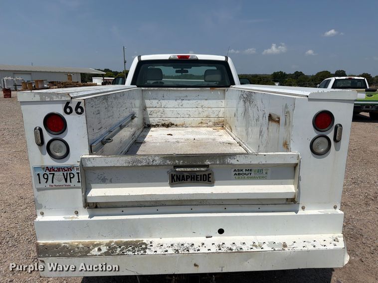 image for item FK5038 2017 Ford F250 Super Duty utility bed pickup truck