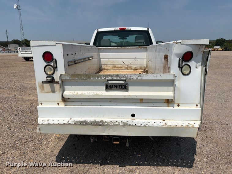 image for item FK5040 2017 Ford F250 Super Duty utility bed pickup truck