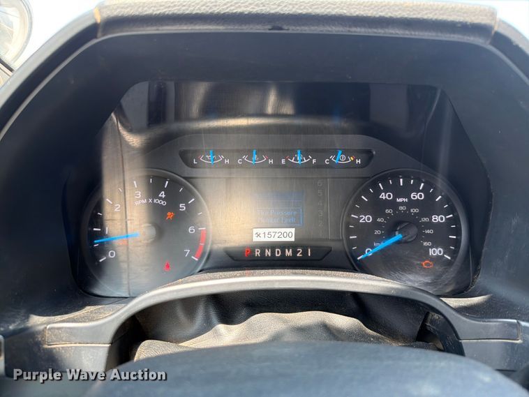 image for item FK5040 2017 Ford F250 Super Duty utility bed pickup truck