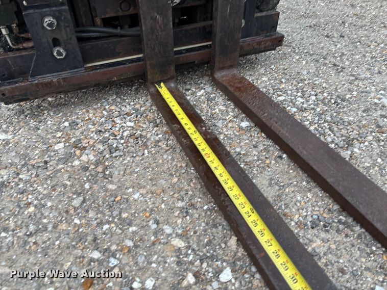 image for item FM6507 Hyster 30 forklift