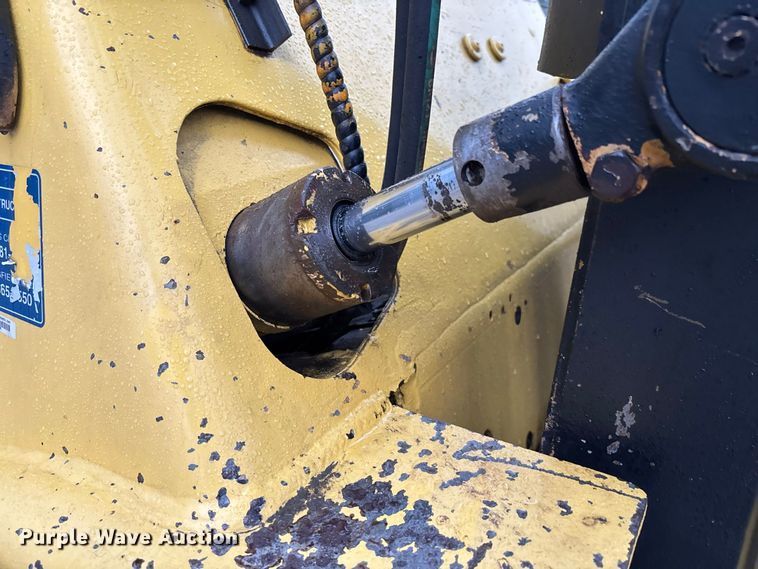 image for item FM6507 Hyster 30 forklift