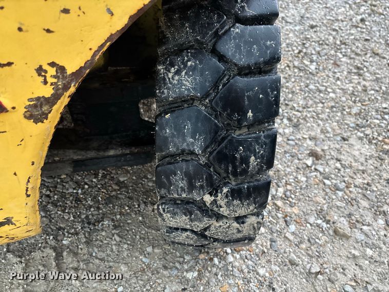 image for item FM6507 Hyster 30 forklift