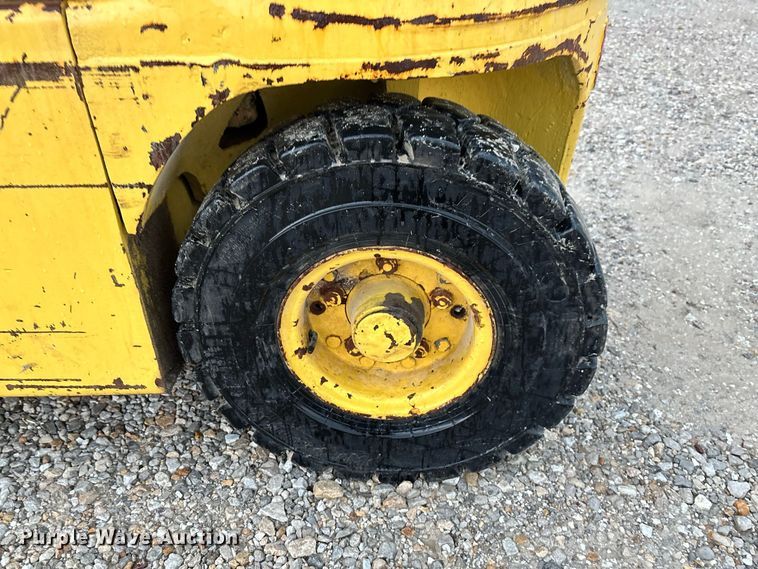 image for item FM6507 Hyster 30 forklift