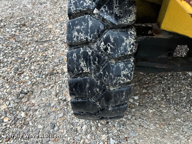 image for item FM6507 Hyster 30 forklift