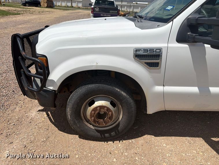 image for item FM7616 2008 Ford F350 Super Duty Crew Cab dump flatbed pickup truck