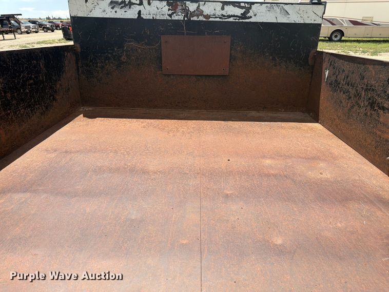 image for item FM7616 2008 Ford F350 Super Duty Crew Cab dump flatbed pickup truck