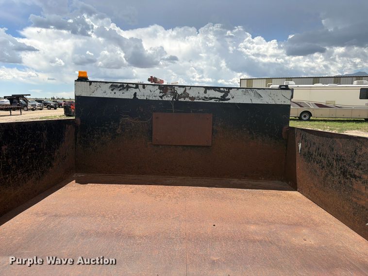 image for item FM7616 2008 Ford F350 Super Duty Crew Cab dump flatbed pickup truck