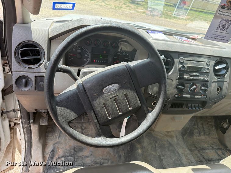 image for item FM7616 2008 Ford F350 Super Duty Crew Cab dump flatbed pickup truck