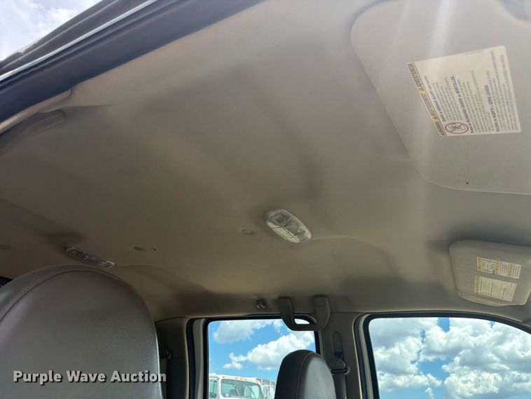 image for item FM7616 2008 Ford F350 Super Duty Crew Cab dump flatbed pickup truck
