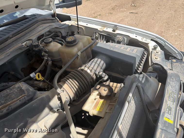 image for item FM7616 2008 Ford F350 Super Duty Crew Cab dump flatbed pickup truck