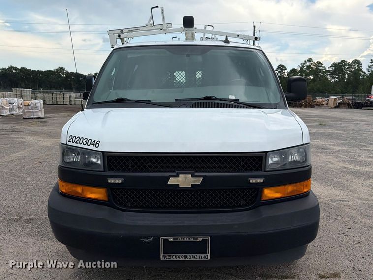 image for item FN2031 2020 Chevrolet Express 2500 utility van
