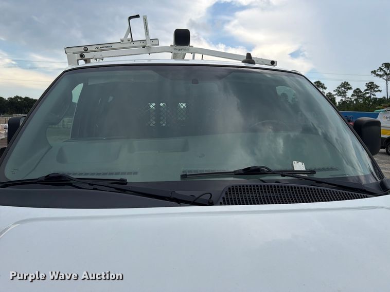 image for item FN2031 2020 Chevrolet Express 2500 utility van