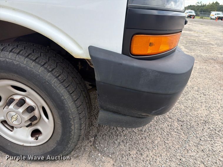 image for item FN2031 2020 Chevrolet Express 2500 utility van