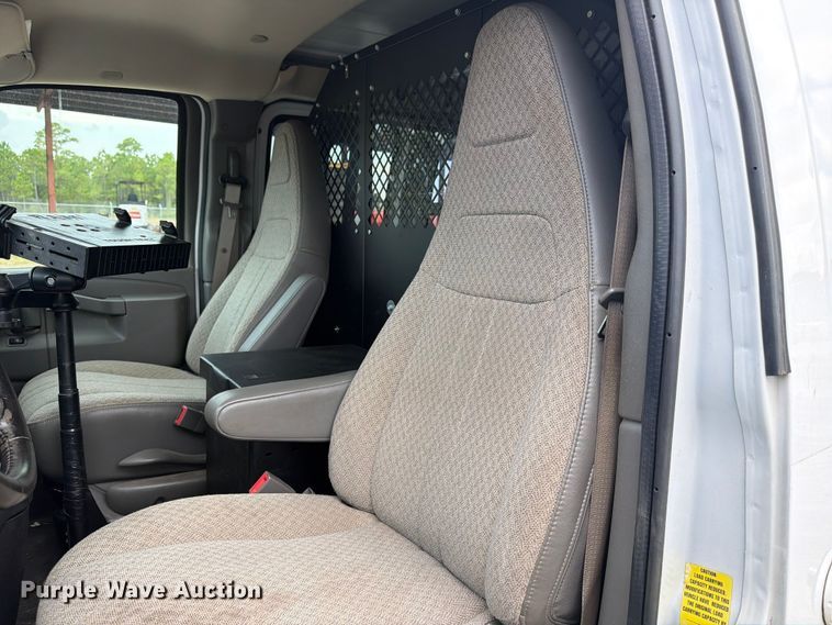 image for item FN2031 2020 Chevrolet Express 2500 utility van