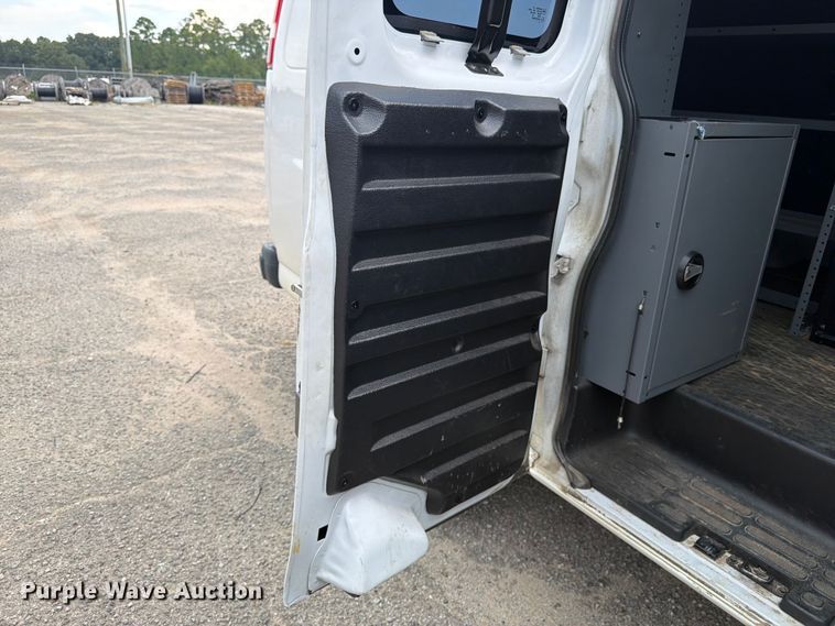 image for item FN2031 2020 Chevrolet Express 2500 utility van