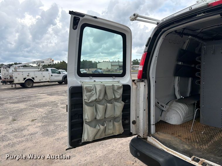 image for item FN2031 2020 Chevrolet Express 2500 utility van