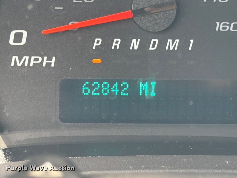 image for item FN2031 2020 Chevrolet Express 2500 utility van