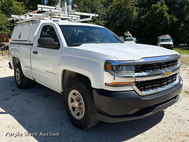 image for item FN2033 2016 Chevrolet Silverado 1500 utility bed pickup truck