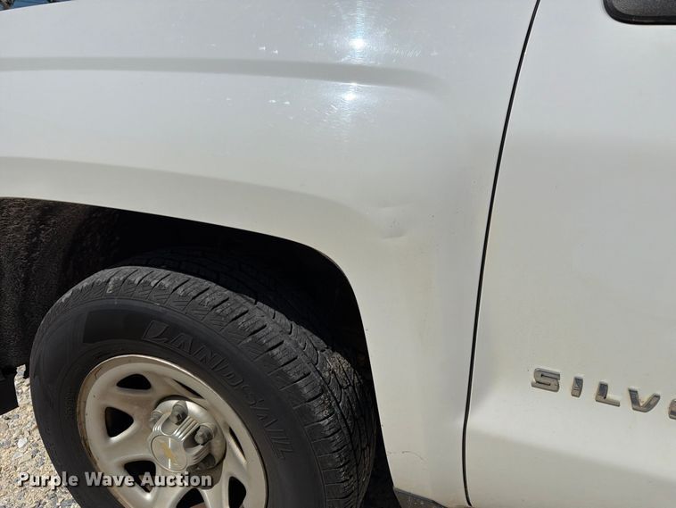 image for item FN2033 2016 Chevrolet Silverado 1500 utility bed pickup truck