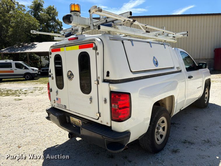 image for item FN2033 2016 Chevrolet Silverado 1500 utility bed pickup truck