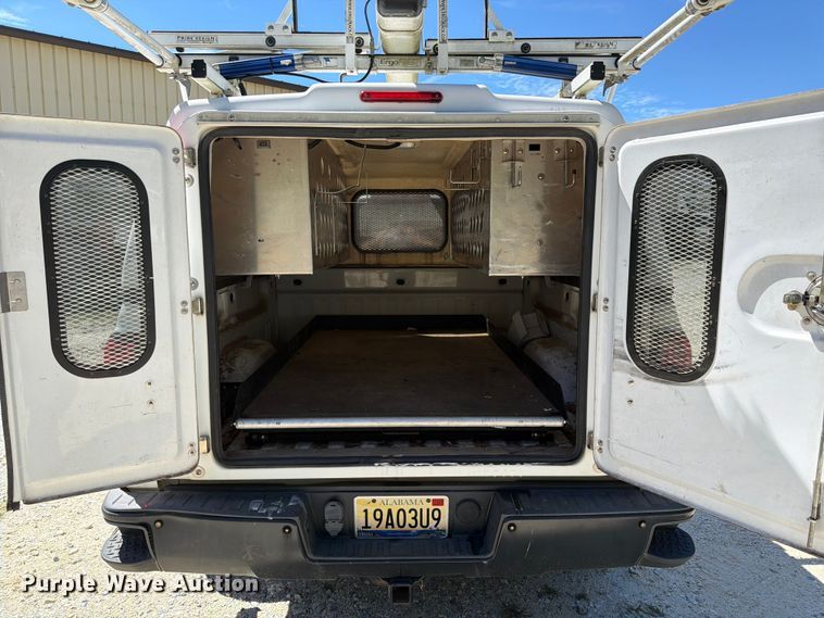 image for item FN2033 2016 Chevrolet Silverado 1500 utility bed pickup truck