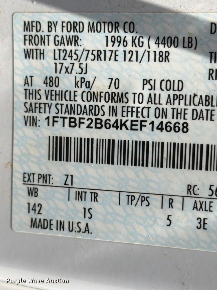 image for item FN2035 2019 Ford F250 Super Duty XL pickup truck