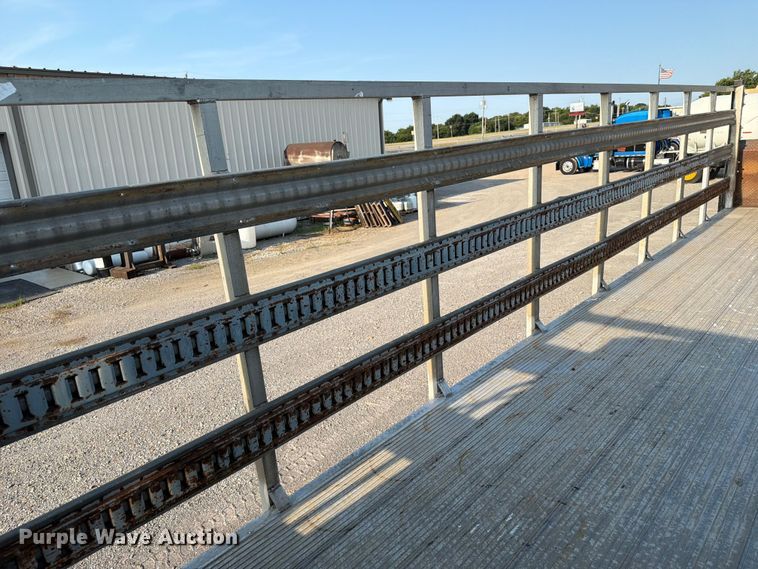 image for item FN2550 2007 Sterling Acterra flatbed truck