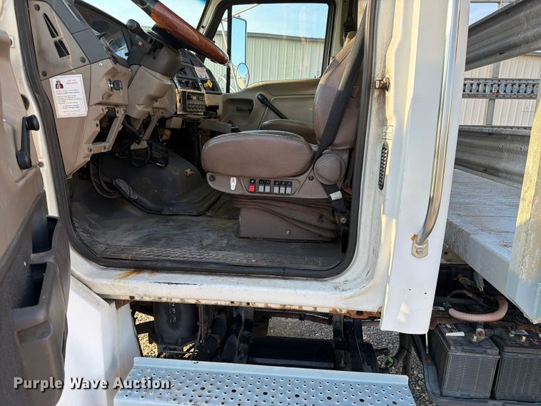 image for item FN2550 2007 Sterling Acterra flatbed truck
