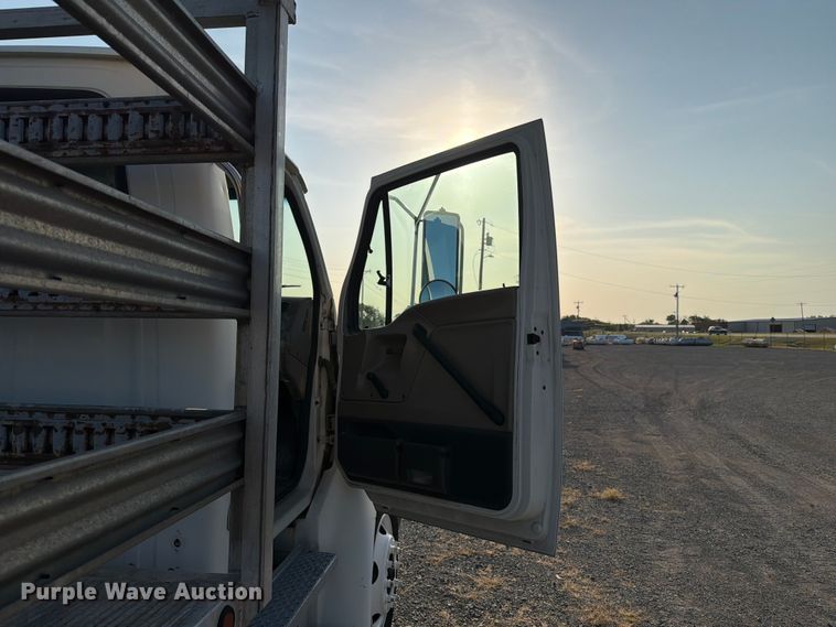 image for item FN2550 2007 Sterling Acterra flatbed truck