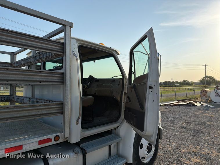 image for item FN2550 2007 Sterling Acterra flatbed truck