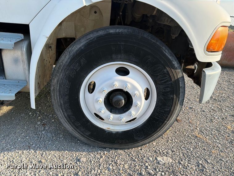 image for item FN2550 2007 Sterling Acterra flatbed truck