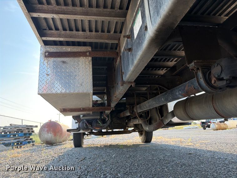 image for item FN2550 2007 Sterling Acterra flatbed truck