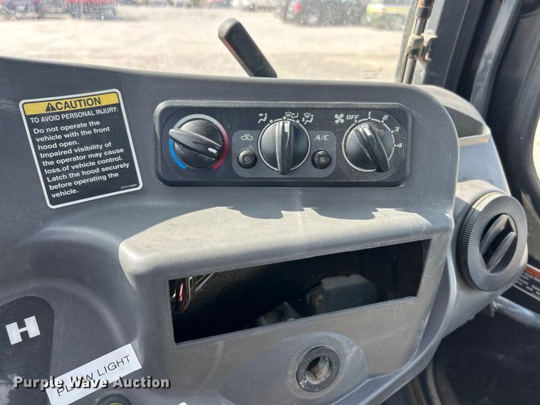 image for item FT6093 2001 Kubota RTV1100 utility vehicle