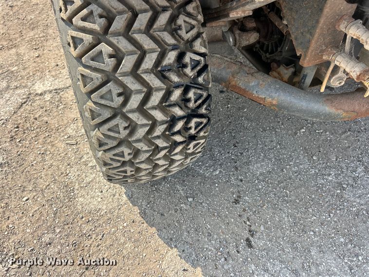 image for item FT6093 2001 Kubota RTV1100 utility vehicle