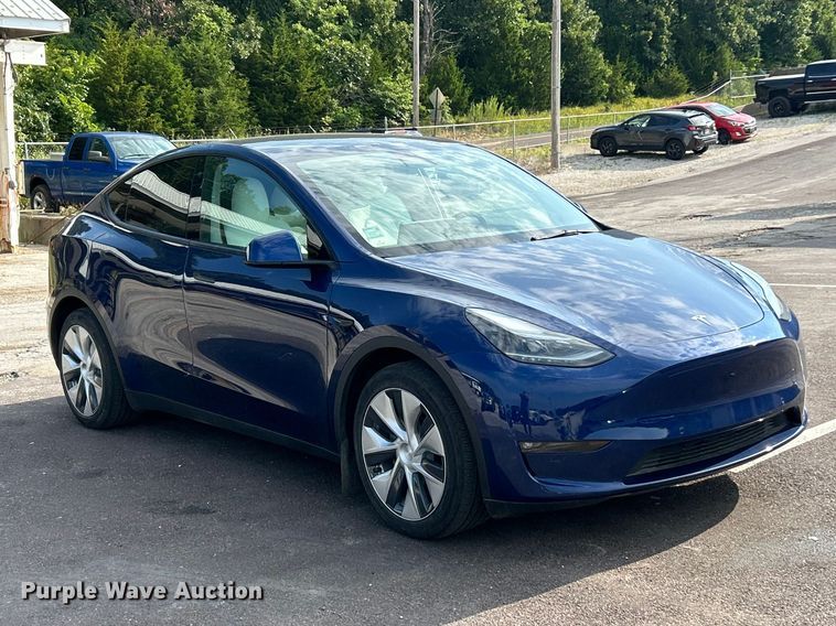 image for item FT6094 2021 Tesla Model Y SUV