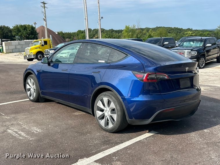 image for item FT6094 2021 Tesla Model Y SUV