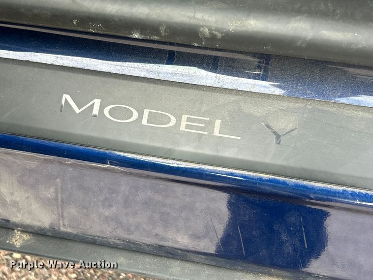 image for item FT6094 2021 Tesla Model Y SUV