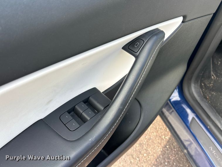 image for item FT6094 2021 Tesla Model Y SUV