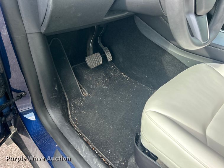 image for item FT6094 2021 Tesla Model Y SUV