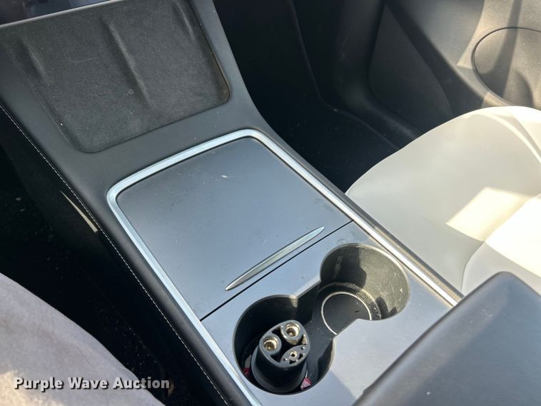 image for item FT6094 2021 Tesla Model Y SUV