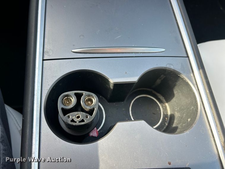 image for item FT6094 2021 Tesla Model Y SUV