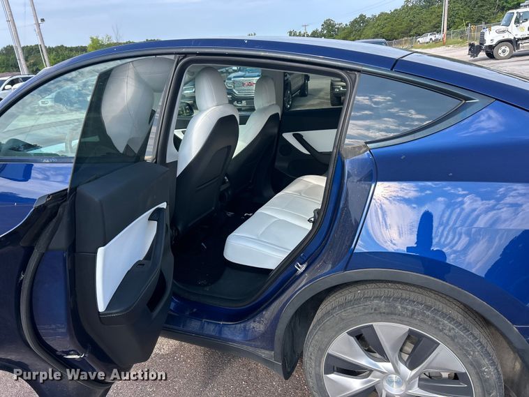 image for item FT6094 2021 Tesla Model Y SUV