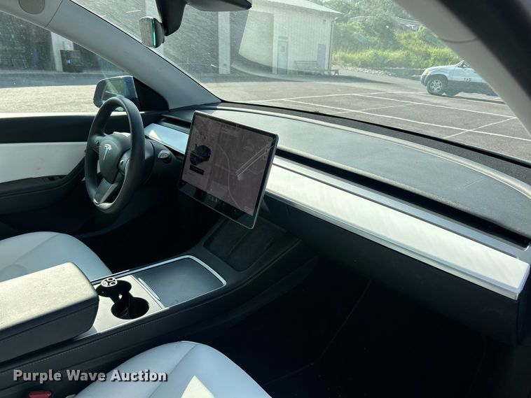image for item FT6094 2021 Tesla Model Y SUV