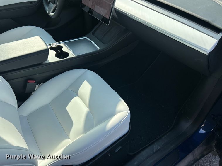 image for item FT6094 2021 Tesla Model Y SUV
